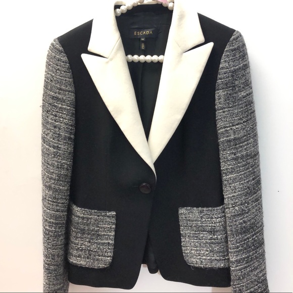 Escada Jackets & Blazers - Escada Black & Off White Longsleeve Benetta Blazer